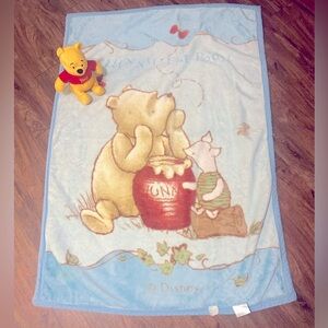 Disney Winnie the Pooh Blanket vintage